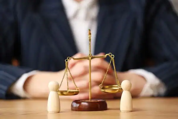 Image of financial mediation Basildon